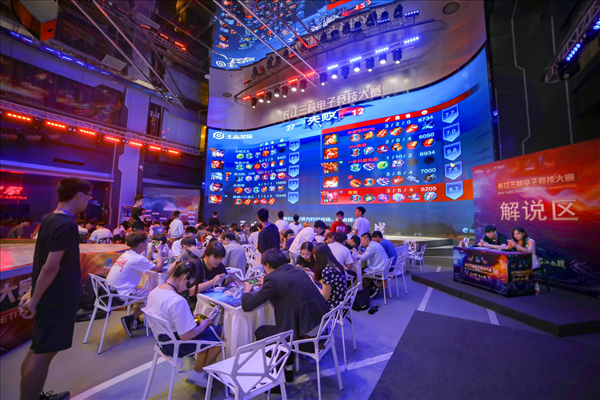 JD Gaming 将与 Anyone's Legend 争夺 LPL Split 1 2025 决赛的名额